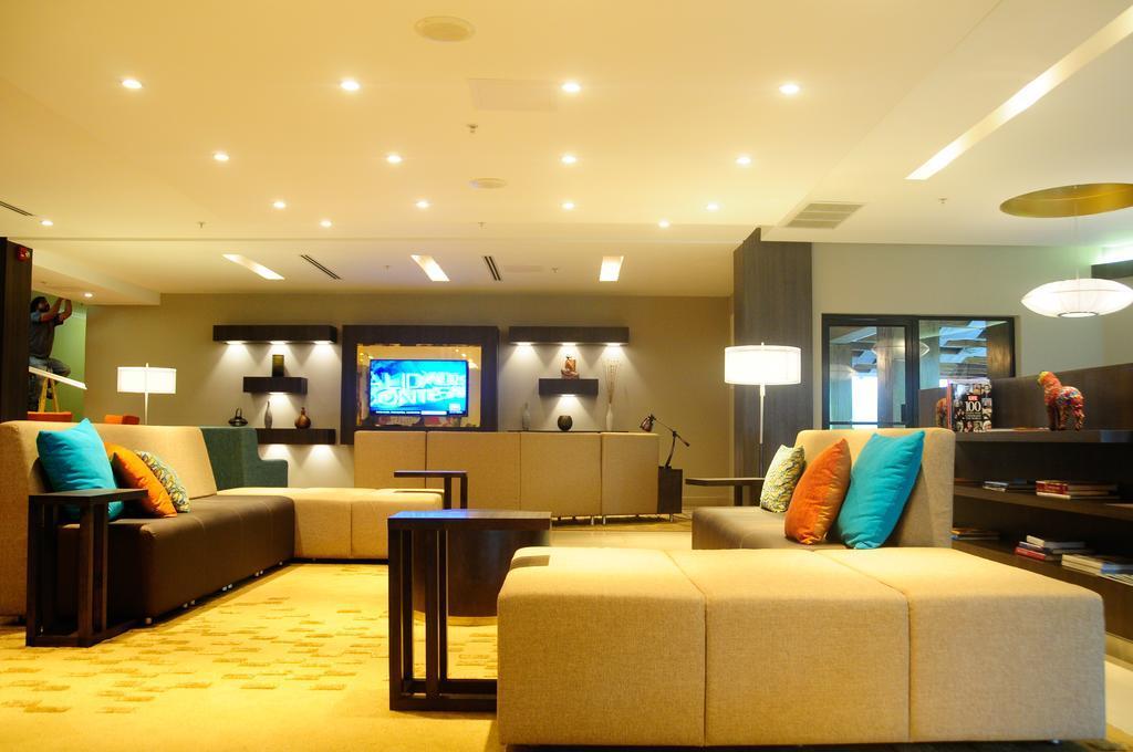 Courtyard By Marriott San Salvador Hotel Exterior foto
