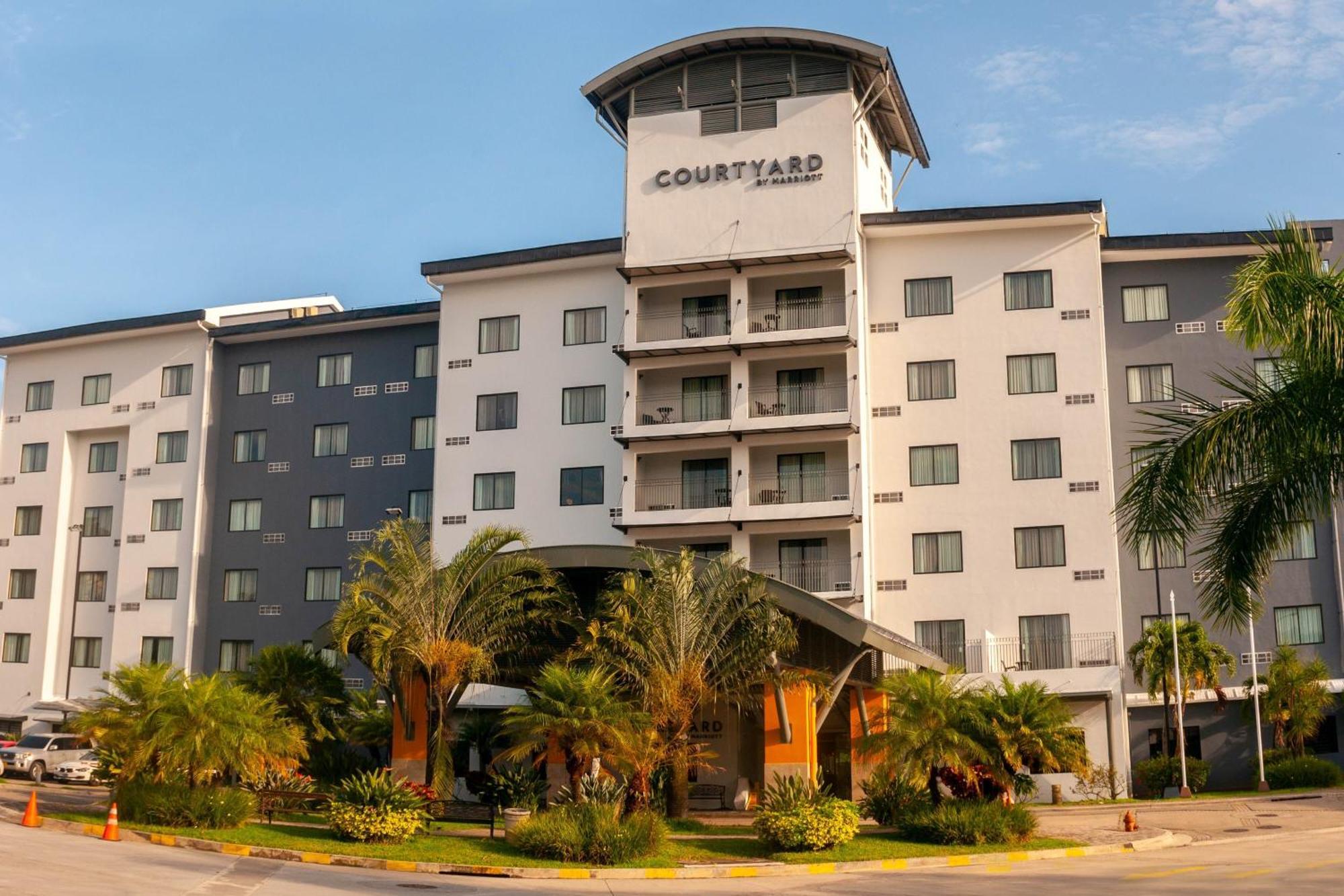 Courtyard By Marriott San Salvador Hotel Exterior foto