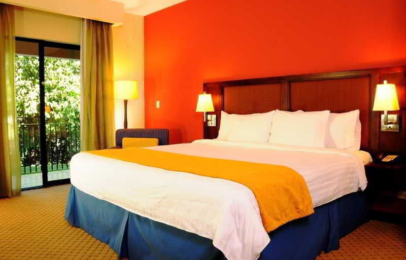 Courtyard By Marriott San Salvador Hotel Exterior foto